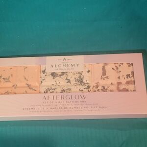 Alchemy Afterglow Bath Bomb Set
